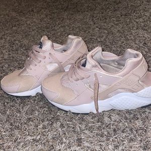 YOUTH Nike huarache